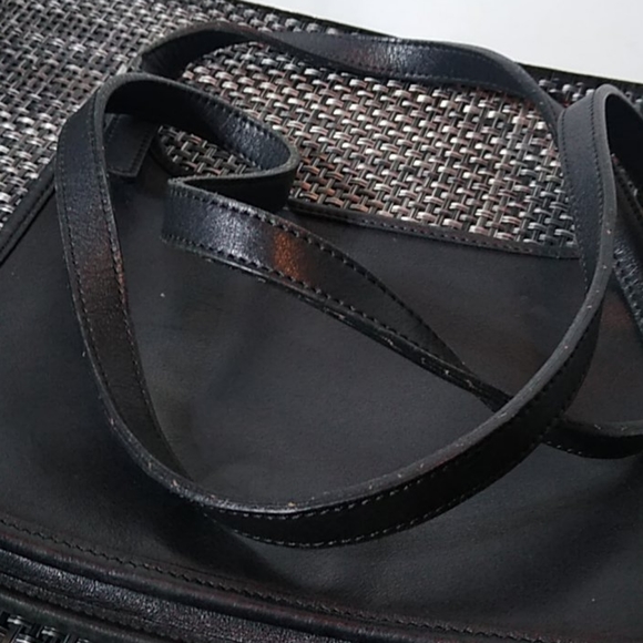 Coach - Picture 8 of 10